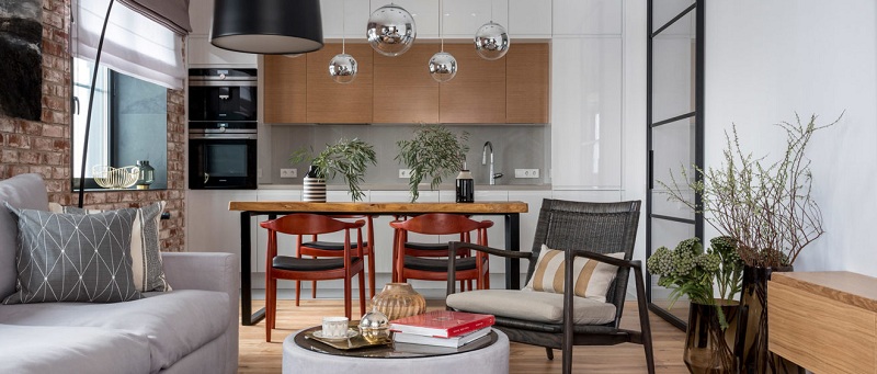 Портрет человека в интерьерах